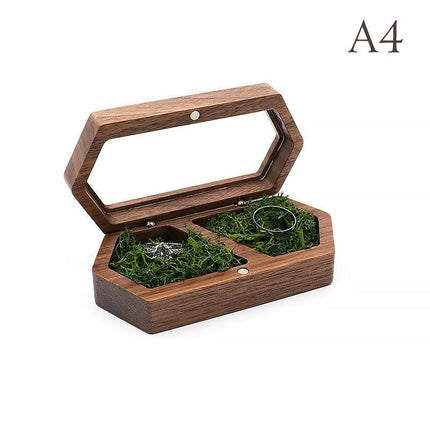Chic Hexagonal Wooden Ring Stand - Stylish Jewelry Organizer for Couples- Très Elite- Très Elite
