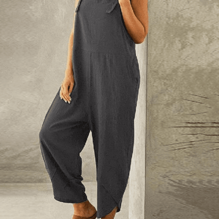 Chic High-Waisted Jumpsuit with Trendy Button Suspenders for Women - Très Elite
