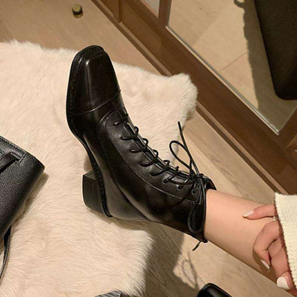 Chic Lace-Up Leather Winter Boots with Chunky Heels for Women - Très Elite
