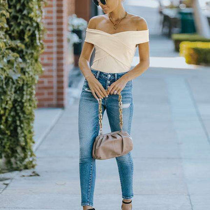 Chic Off-Shoulder Knit Blouse for Women - Très Elite