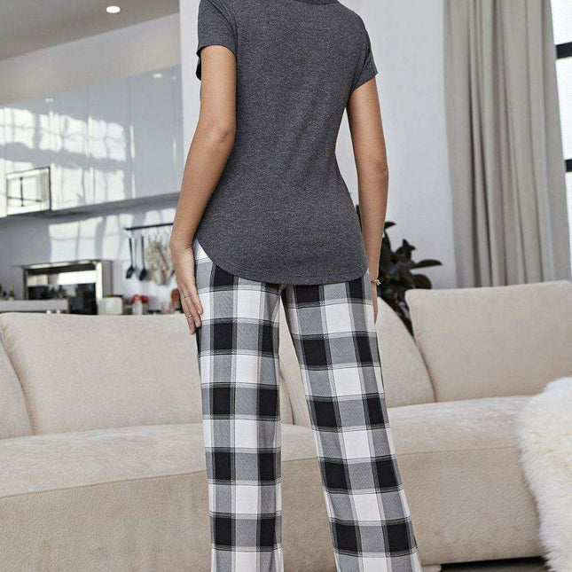 Chic Plaid V-Neck Short Lounge Set: Trendy Two-Piece Comfort Wear