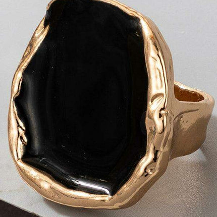 Chic Retro Gold Alloy Ring with Distinctive Design - Très Elite