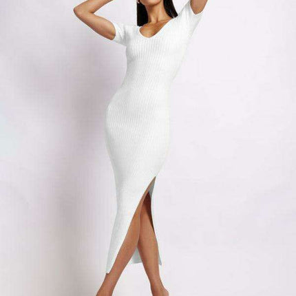 Chic Ribbed Midi Dress with Flirty Side Slits