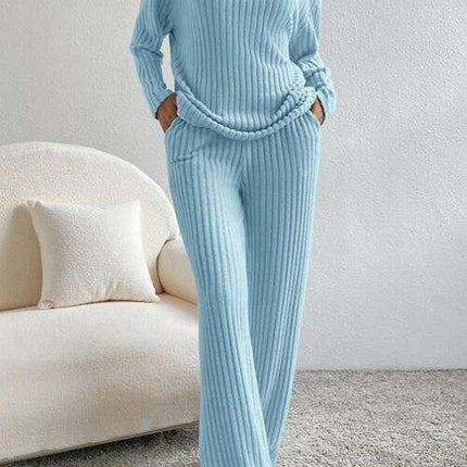Chic Ribbed V-Neck Lounge Set - Ultimate Comfort Attire - Très Elite