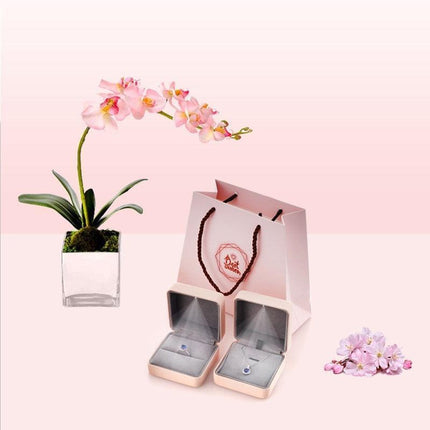 Chic Rose Blossom Jewelry Organizer: Stylish Storage for Rings, Earrings, and Necklaces - Très Elite