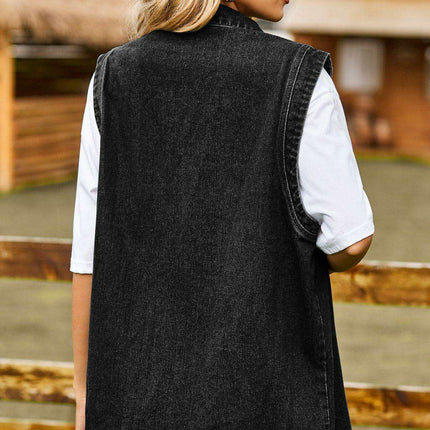 Chic Sleeveless Denim Vest with Collared Design and Functional Pockets - Très Elite