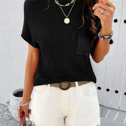 Chic Solid Color Short-Sleeve Turtleneck Top for Women - Très Elite