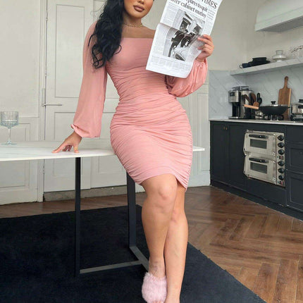 Chic Square Neck Ruched Bodycon Dress with Elegant Zip-Back