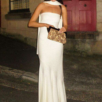 Chic V-Neck Sleeveless Wrap Dress with Trendy Dropped Shoulder Sleeves for the Fashion-Forward Fisherman