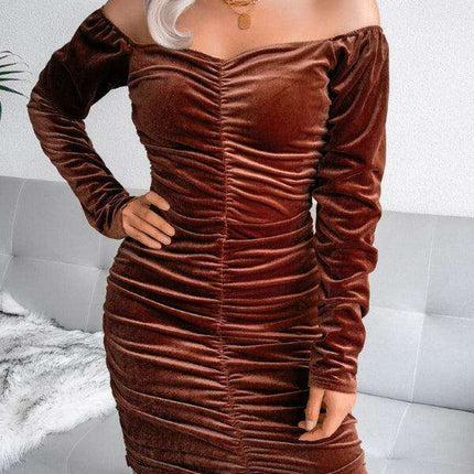 Chic Velvet Wrap Dress with Square Neckline: Effortless Elegance for Every Occasion