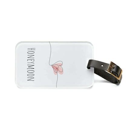 Chic Winter Travel Acrylic Luggage Tag with Leather Attachment for Fashionable Adventurers - Très Elite