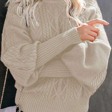 Chic Women's Cozy Twist-Detail Sweater with Mid Collar - Très Elite