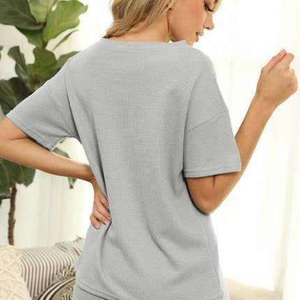 Chic Women's Waffle Lounge Set: Elevate Your Casual Style - Très Elite