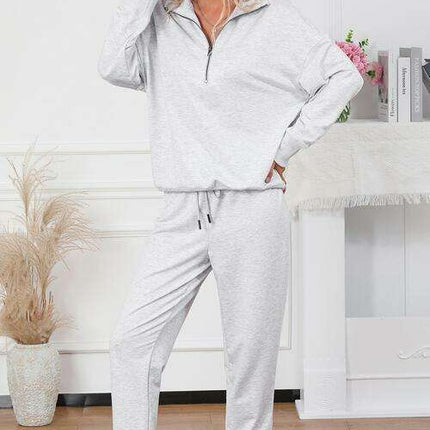 Chic Zip-Up Lounge Ensemble with Matching Joggers for Ultimate Relaxation - Très Elite