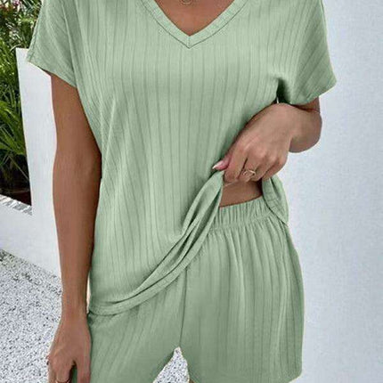 Chic and Comfortable Women's Knit Lounge Set