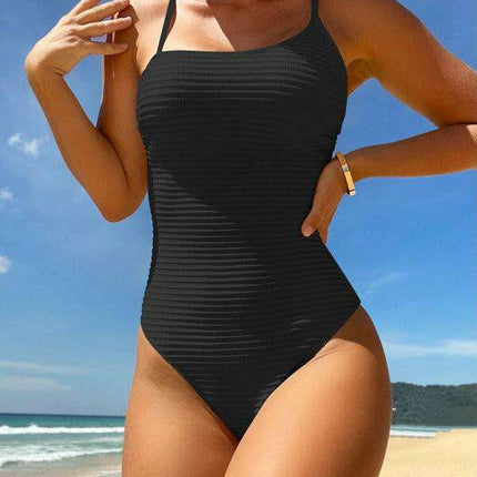 Chic and Supportive One-Piece Swimsuit: Fashionable Swimwear for Women - Très Elite