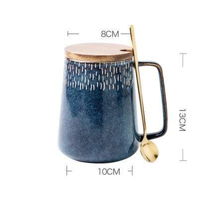Classic Retro Ceramic Coffee Mug Set with Spoon and Lid - 600ml Capacity - Très Elite