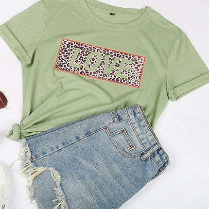 Colorful Valentine's Day Women's Casual T-Shirt - Fun and Fashionable