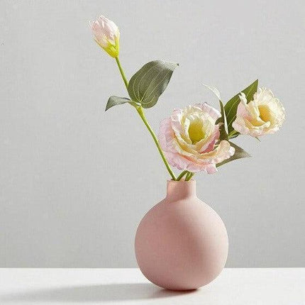 Contemporary Nordic Ceramic Planter for Chic Living Spaces