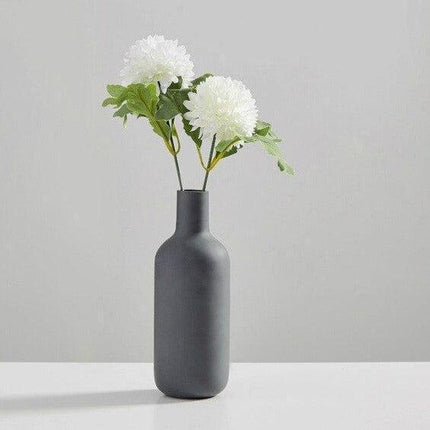 Contemporary Nordic Ceramic Planter for Chic Living Spaces