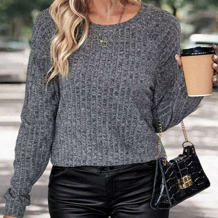 Cozy Elegance Women's Essential Solid Knit Sweater - Timeless Style - Très Elite