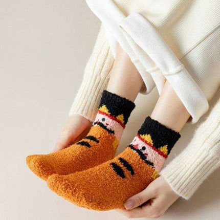 Cozy Festive Holiday Slipper Socks: Ultimate Warmth for Winter - Très Elite