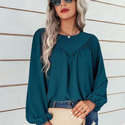 Cozy Solid Color Women's Polyester Pullover with Long Sleeves