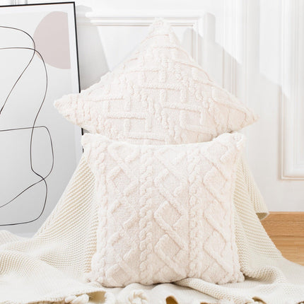Cozy Winter Elegance Plush Fleece Pillow Set - Très Elite