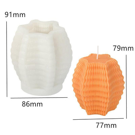 Creative Spiral Pillar Silicone Mold for Unique Candle and Soap Crafting! - Très Elite