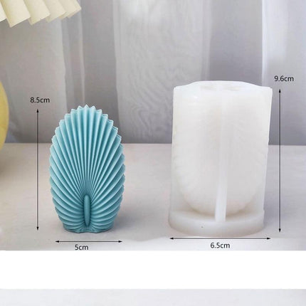 Creative Spiral Pillar Silicone Mold for Unique Candle and Soap Crafting! - Très Elite