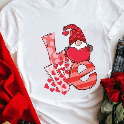 Curvy Women's Heartfelt Adventure Graphic Cotton Tee