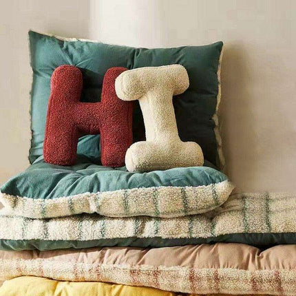 Delightful English Letters Plush Pillow - Cozy Home Accent - Très Elite