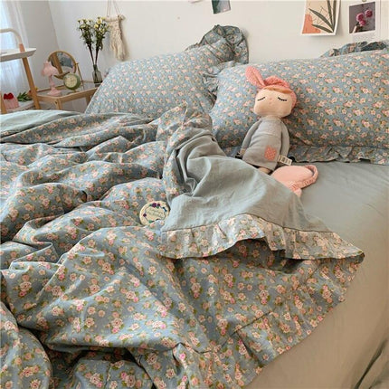 Dreamy Blossom 100% Cotton Ruffle King Bedding Set - Luxe Edition for Young Dreamers - Très Elite