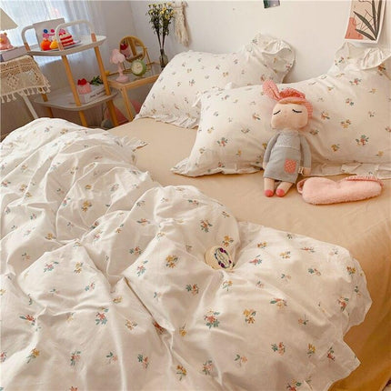 Dreamy Blossom 100% Cotton Ruffle King Bedding Set - Luxe Edition for Young Dreamers - Très Elite