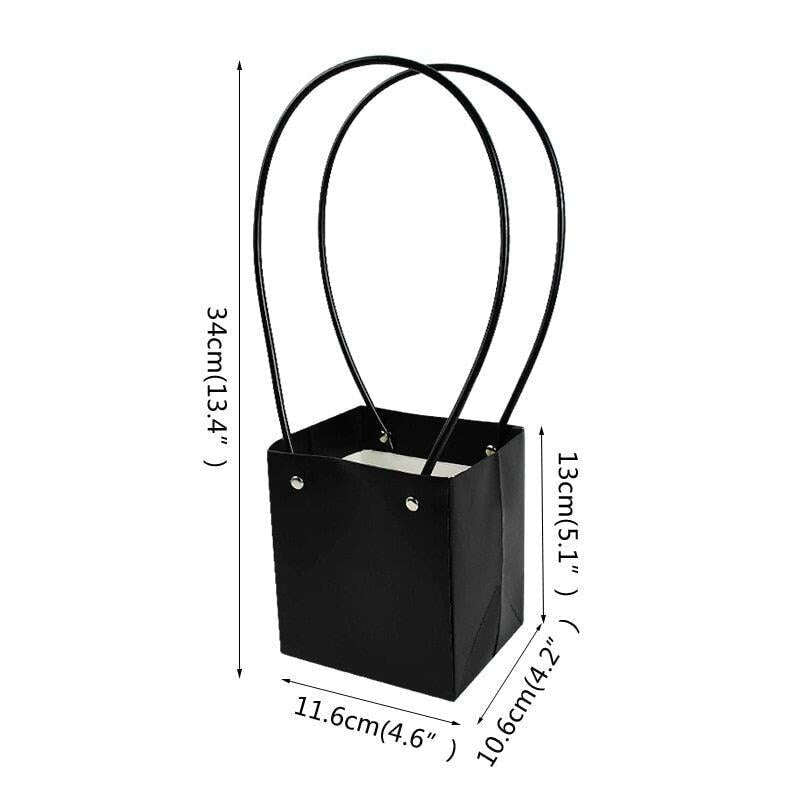 Eco-Friendly Floral Kraft Paper Gift Bag - Chic & Sustainable Gifting Solution - Très Elite