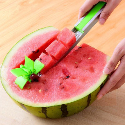 Effortless Stainless Steel Fruit Windmill Slicer: The Ultimate Tool for Quick Watermelon Preparation - Très Elite