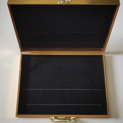 Elegance Redefined: Botanica Luxe Gold Flatware Set for Upscale Dining Experiences - Très Elite
