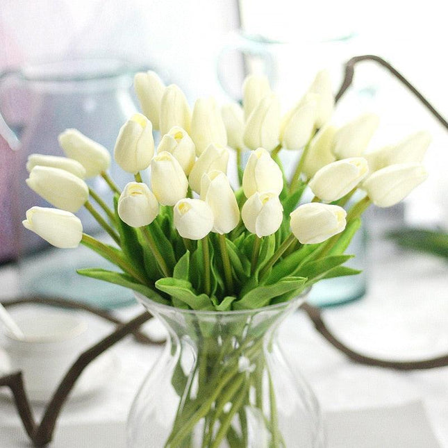 Elegant 10-Piece Lifelike Faux Tulip Bouquet - Real Touch Flower Set - Très Elite