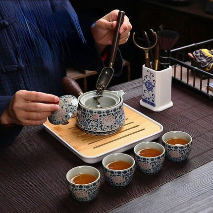Elegant 360° Rotating Teapot and Cup Set: Premium Stone Mill Tea Ceremony Collection for Aficionados - Très Elite