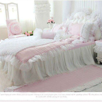 Elegant 3D Rose Pattern White Wedding Bedding Set for a Romantic Bedroom Retreat - Très Elite