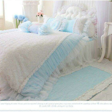 Elegant 3D Rose Pattern White Wedding Bedding Set for a Romantic Bedroom Retreat - Très Elite