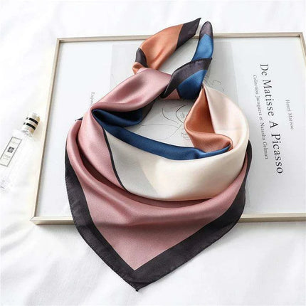 Elegant 70x70CM Printed Polyester Scarf for Timeless Style - Très Elite