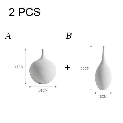 Elegant Artisan: Distinctive Black and White Handmade Ceramic Vase