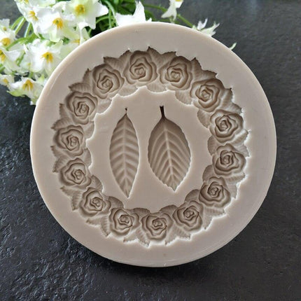 Elegant Artisan Silicone Mold for Creative Rosette and Picture Frame Baking - Très Elite