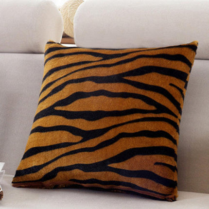 Elegant Artistic Plush Cushion Cover for Stylish Home Enhancement - Très Elite