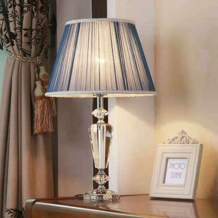Elegant Botanical Crystal Accent Lamp - Stylish Illumination for Every Space - Très Elite