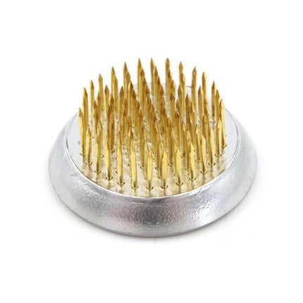 Elegant Brass Kenzan Tool for Exquisite Floral Arrangements - Très Elite
