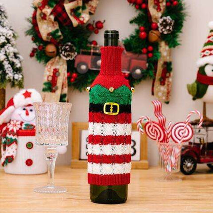 Elegant Cable-Knit Wine Bottle Sleeves in Premium Polyester