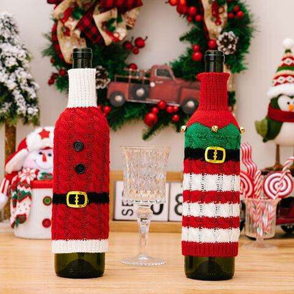 Elegant Cable-Knit Wine Bottle Sleeves in Premium Polyester