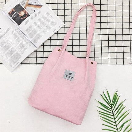 Elegant Canvas Crossbody Tote Bag with Chic Hasp Fastening - Très Elite